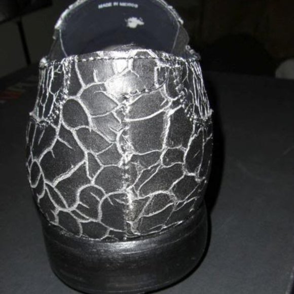 IMPULSE BLACK, CRACKED LEATHER SHOE SIZE 12 NEW VERY RARE